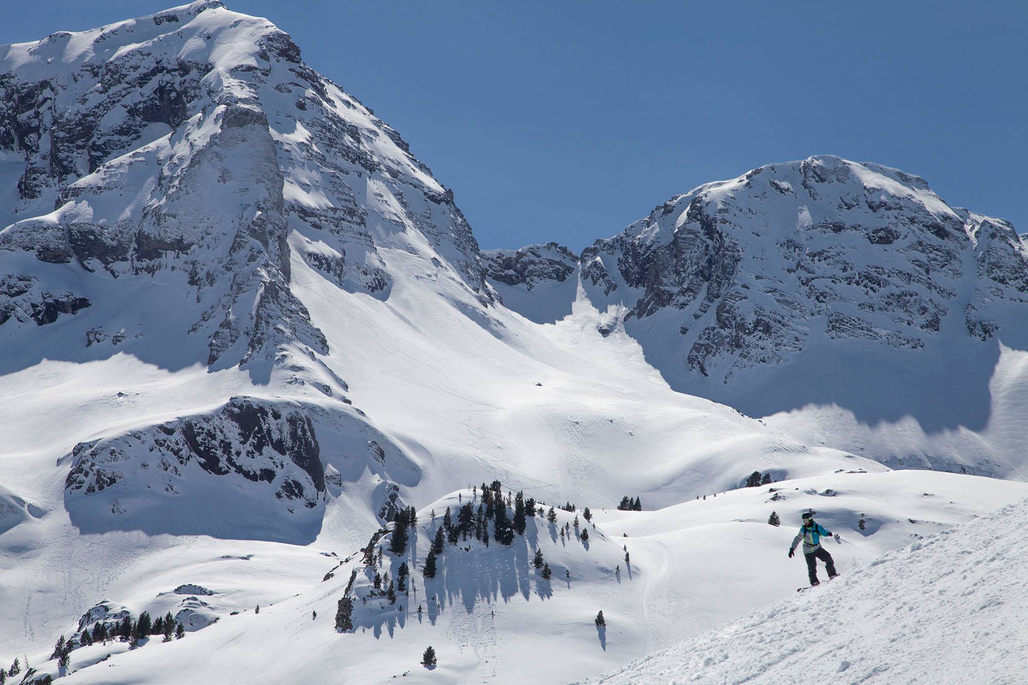 Where To Ski or Board This Week Ending April 9th, 2016