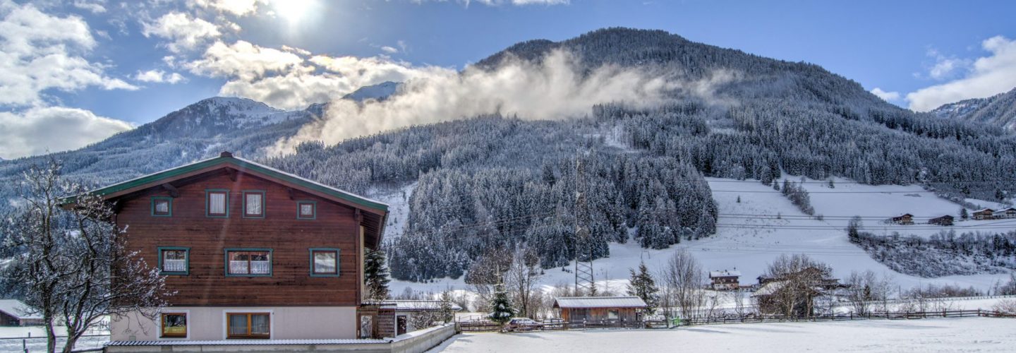 alpine chalet clouds 722681