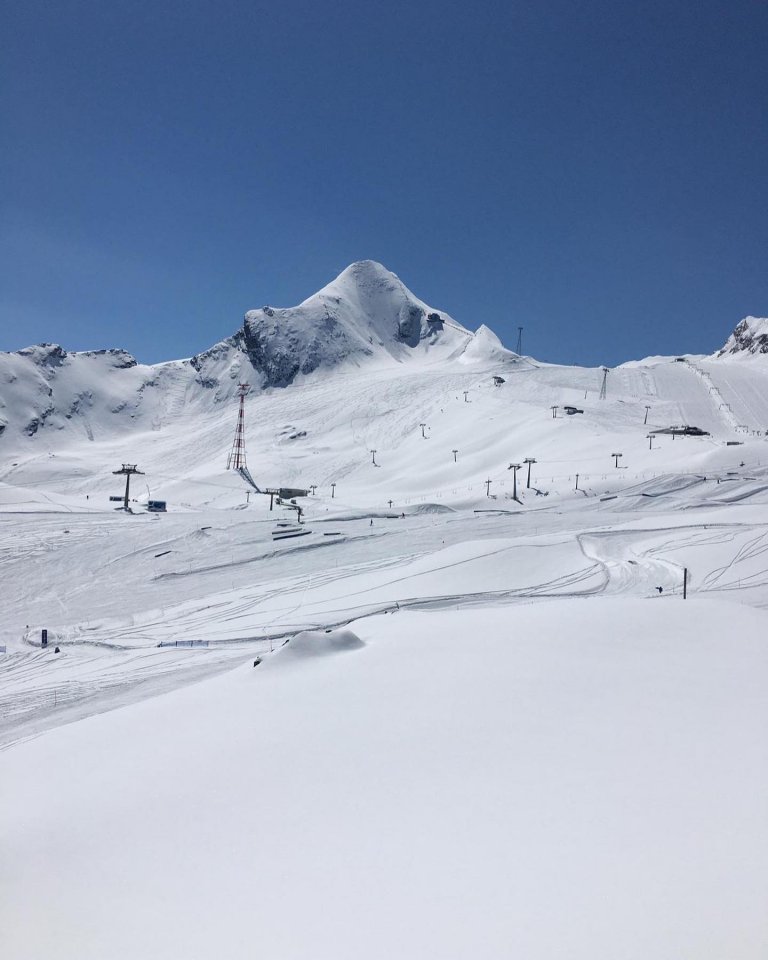 Austrian Glacier Ski Areas Opening in May as Restrictions Eased