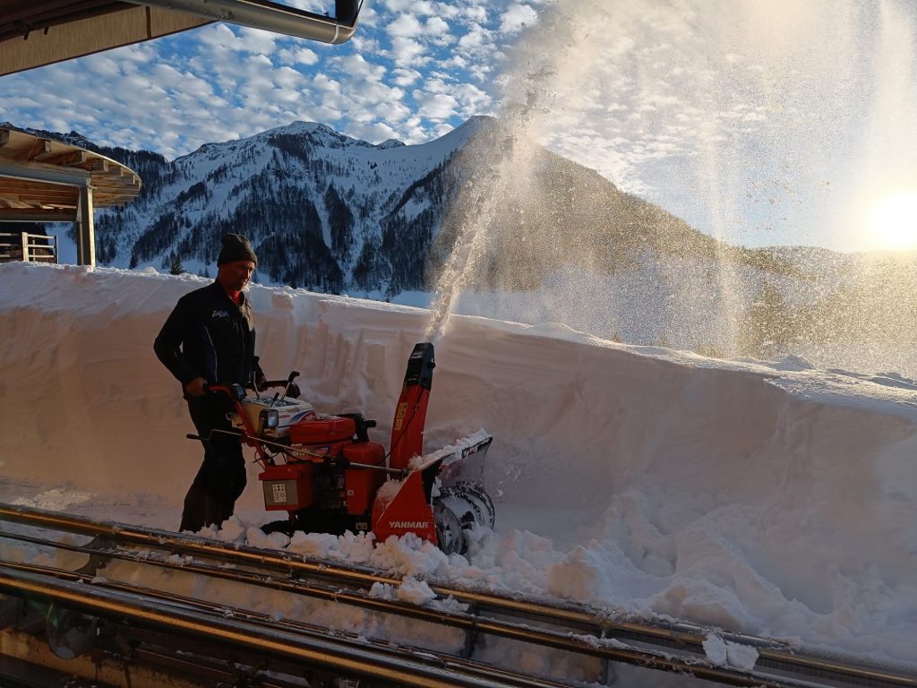 A Snowy Week in The Alps