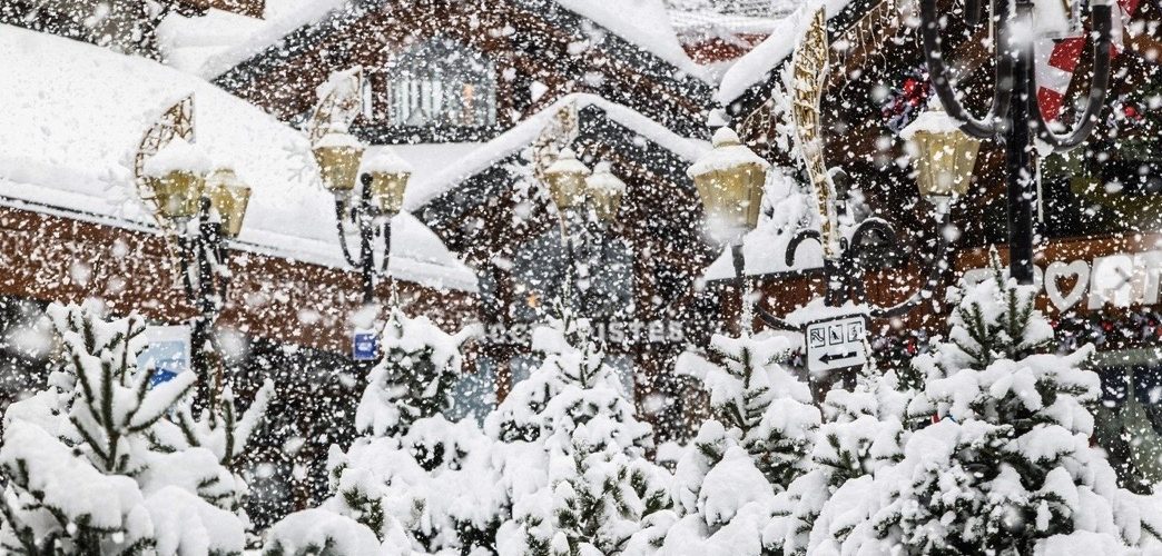 snowing heavily in the alps