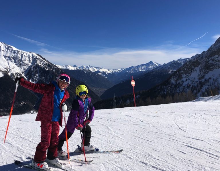 Skiing With Children Aged 5-12