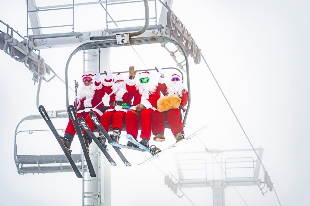 Skiing Santas on Sunday River’s Slopes