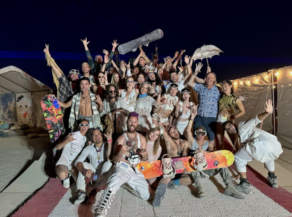 A Bigger Ski Slope &#038; ‘Alien Ski Resort’ For 2024 Burning Man Festival