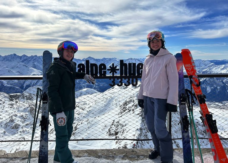 Pre-Christmas Skiing in Alpe d&#8217;Huez