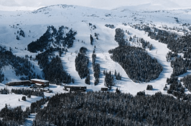 The Best Spring Skiing Resorts