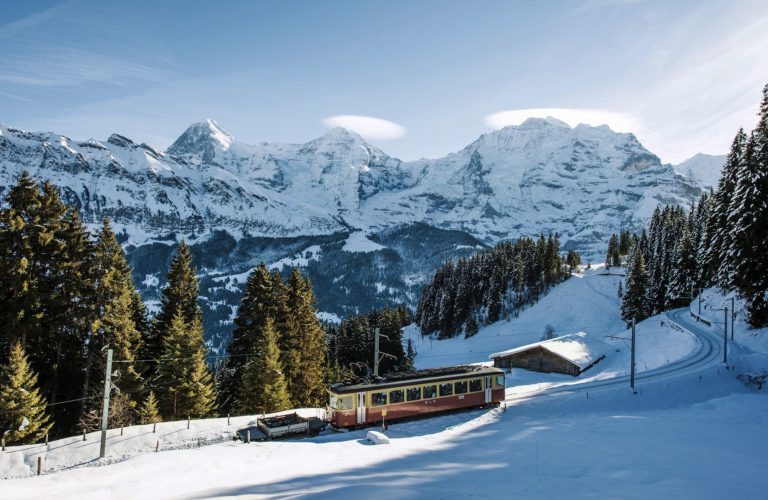 The Best Spring Skiing Resorts